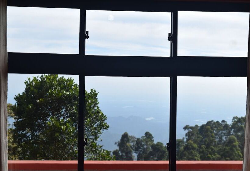 Трехместный Номер Комфорт, Southern View Holiday Resort