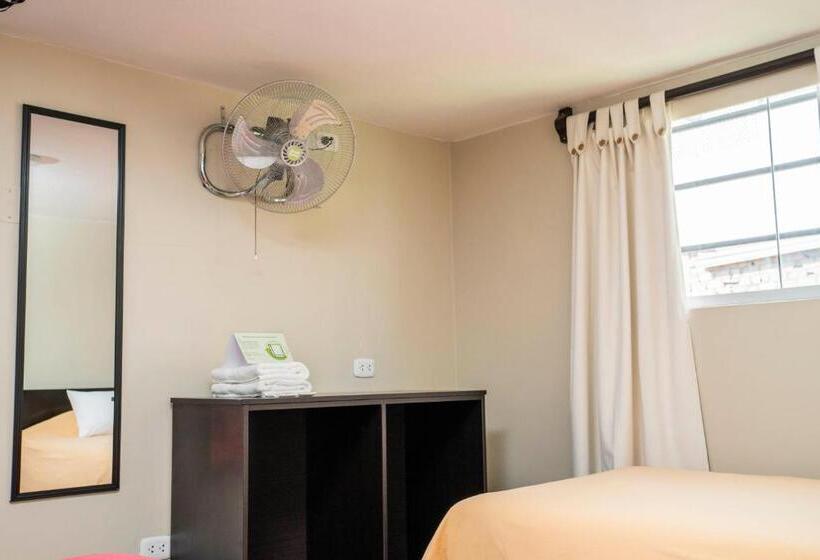غرفة قياسية, Pariwana Hostel Lima