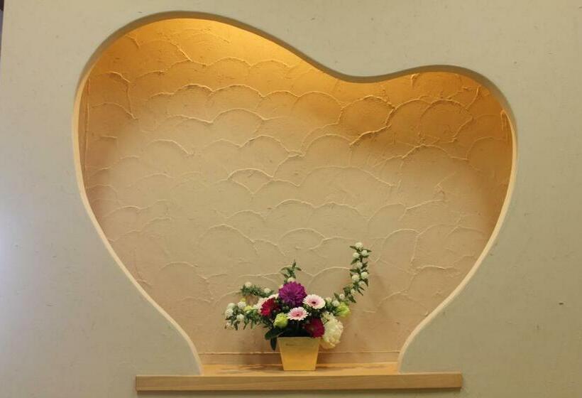 테라스 스위트, Hanaichi