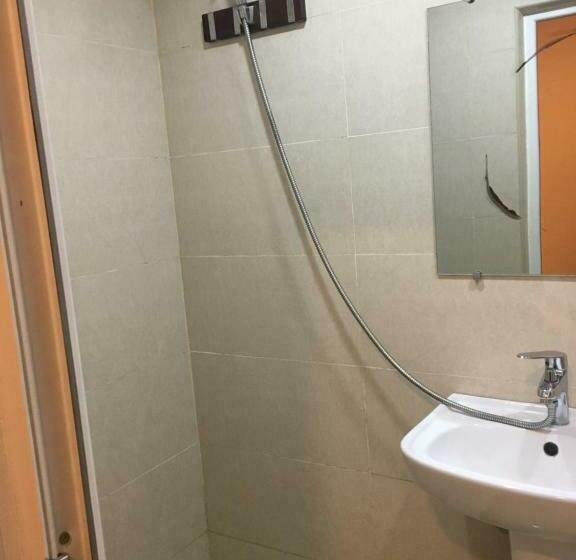 اتاق استاندارد یک نفره, Apartment Zaziashvili 30