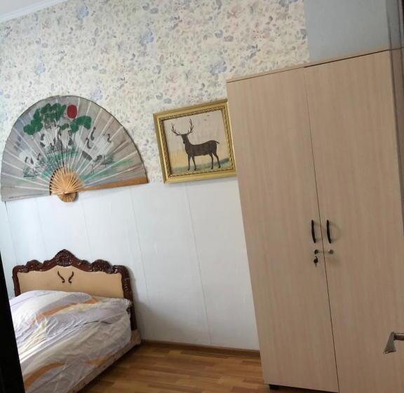 اتاق استاندارد, Apartment Zaziashvili 30