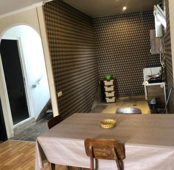 اتاق استاندارد, Apartment Zaziashvili 30