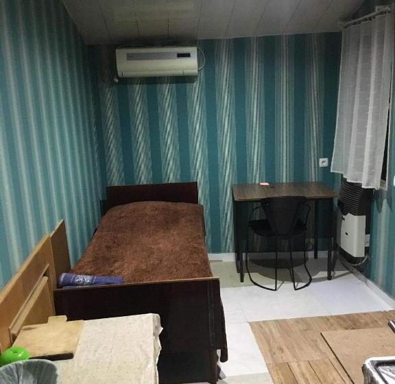 اتاق استاندارد یک نفره, Apartment Zaziashvili 30