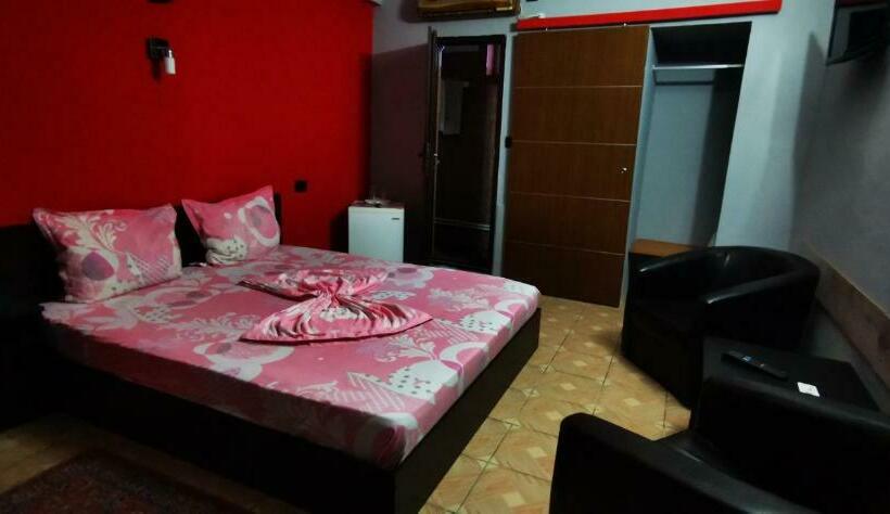 اتاق استاندارد با بالکن, Max Mamaia Nord