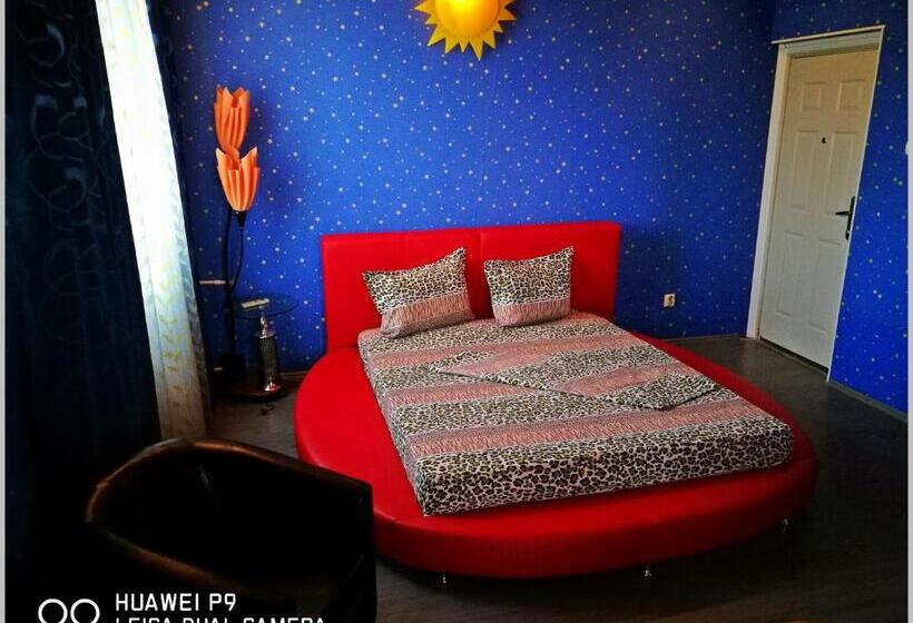 اتاق استاندارد با بالکن, Max Mamaia Nord