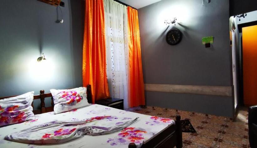 اتاق استاندارد با بالکن, Max   Mamaia Nord