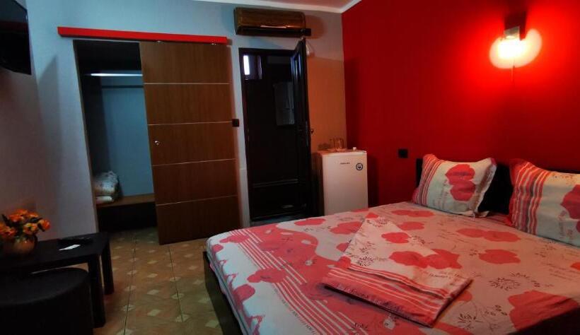 اتاق استاندارد با بالکن, Max Mamaia Nord