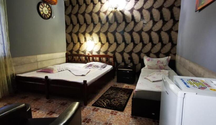 اتاق استاندارد سه تخته با بالکن, Max Mamaia Nord