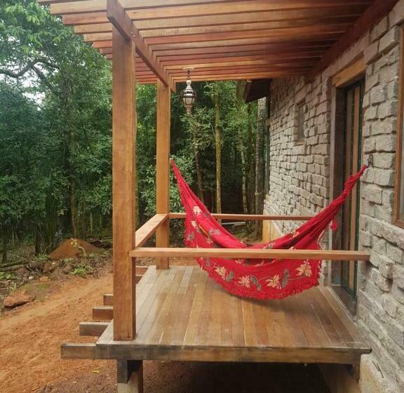 جناح مزوَّد بشرفة, Bosque São Francisco