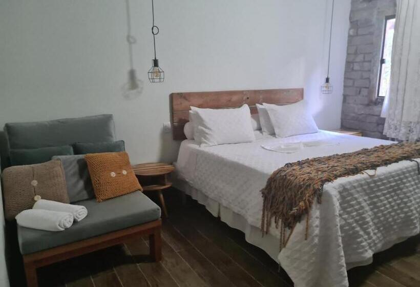 جناح مزوَّد بشرفة, Bosque São Francisco