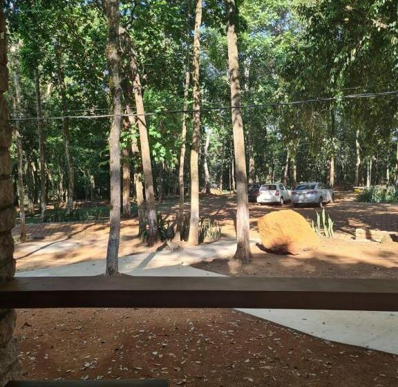 غرفة قياسية رباعية مزودة بشُرفة, Bosque São Francisco