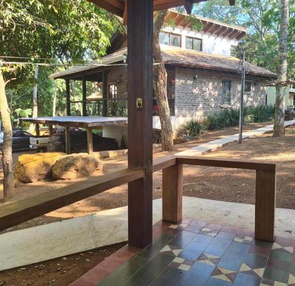 غرفة قياسية رباعية مزودة بشُرفة, Bosque São Francisco