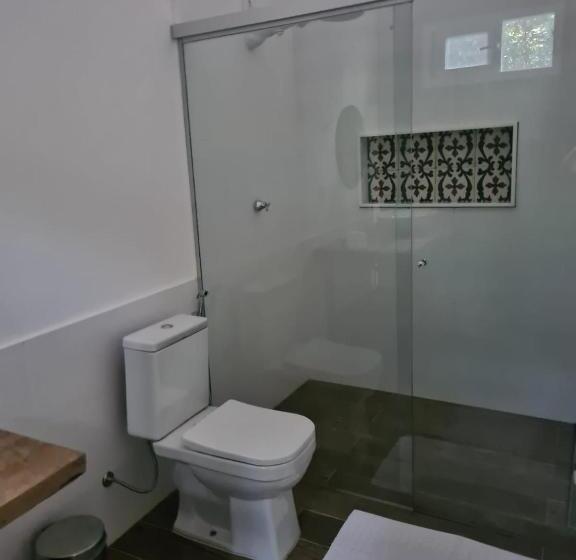 غرفة قياسية رباعية مزودة بشُرفة, Bosque São Francisco