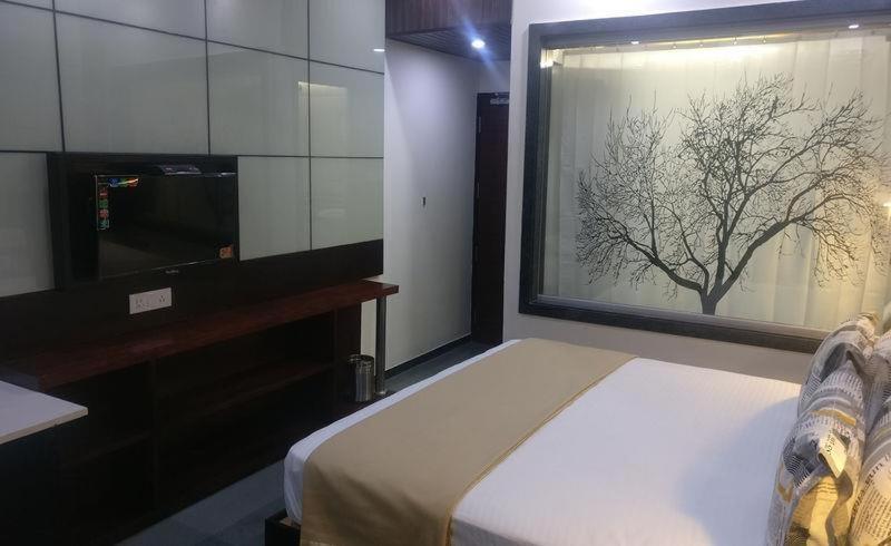 اتاق لوکس, Kk Residency