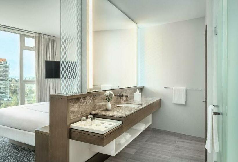 חדר סטנדרט עם מיטת קינג, Civic Hotel, Autograph Collection