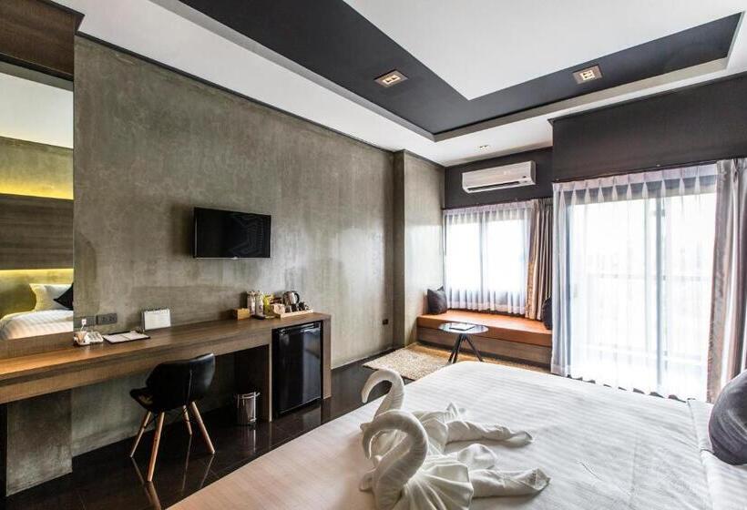 اتاق لوکس, Cresco Hotel Buriram