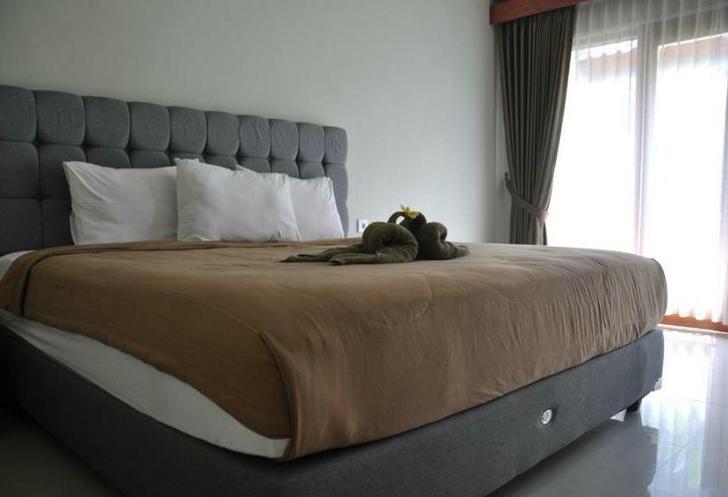 带大床的豪华间, Hastina Hotel Lombok