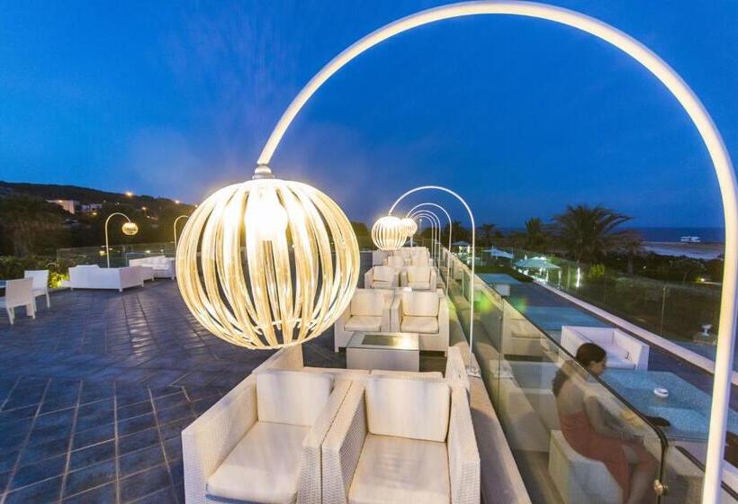 סוויטת ג'וניור עם טרסה, Augustus Resort