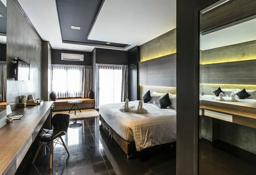اتاق لوکس, Cresco Hotel Buriram