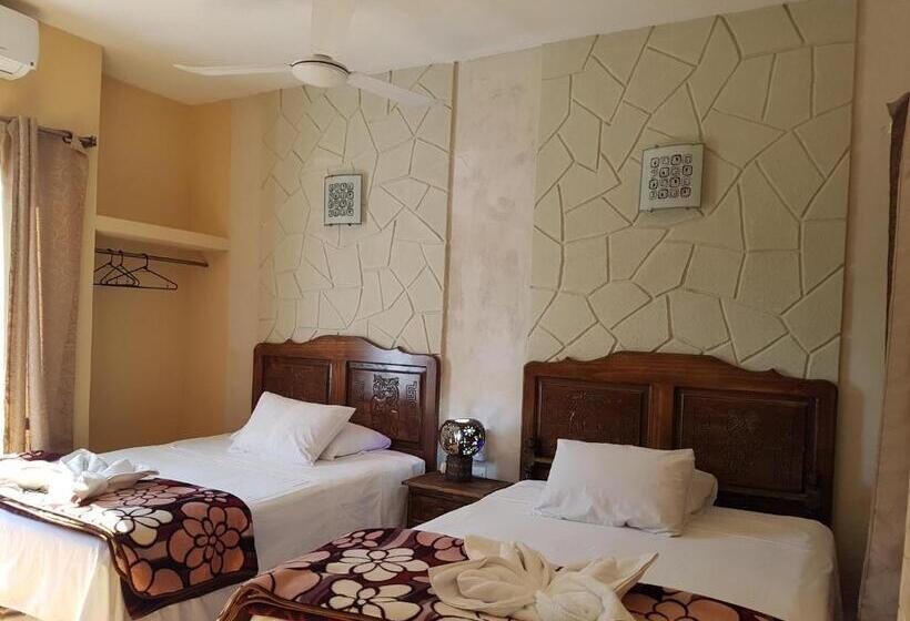 2ダブルベッドのスタンダードルーム, Mayahau Coba