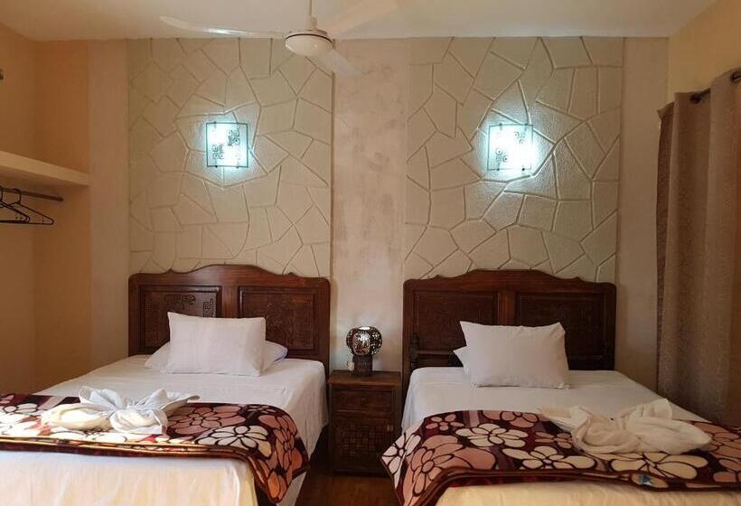 2ダブルベッドのスタンダードルーム, Mayahau Coba