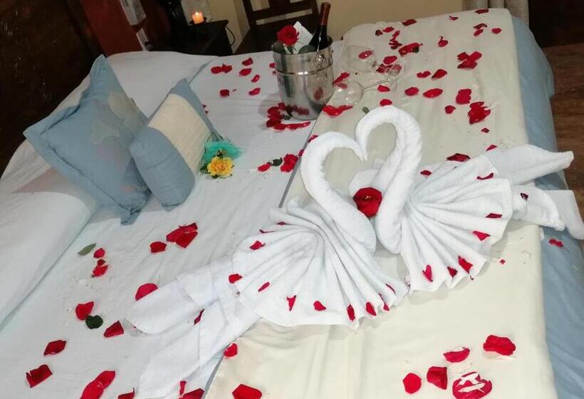 キングサイズベッドのデラックスルーム, Mayahau Coba