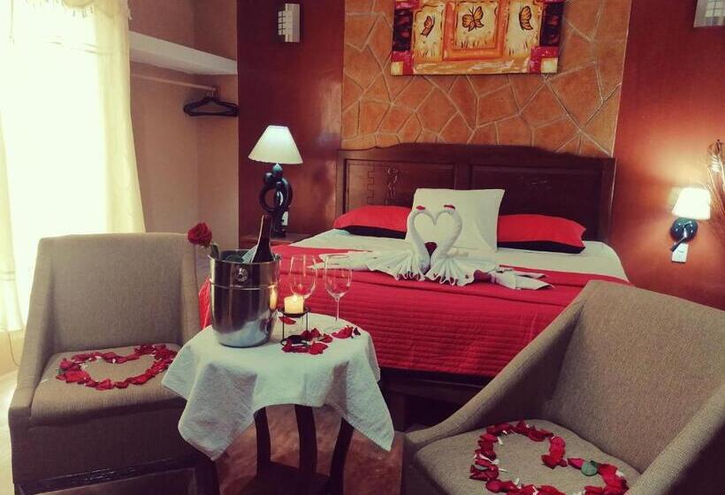 キングサイズベッドのデラックスルーム, Mayahau Coba