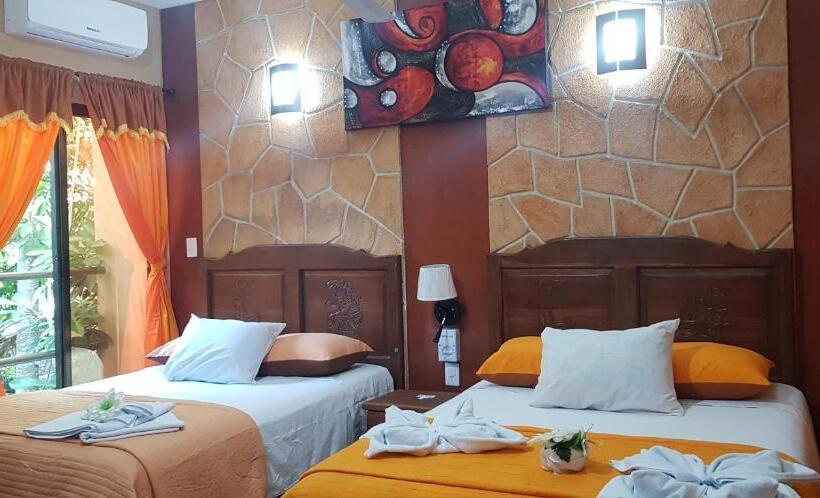 2ダブルベッドのスタンダードルーム, Mayahau Coba