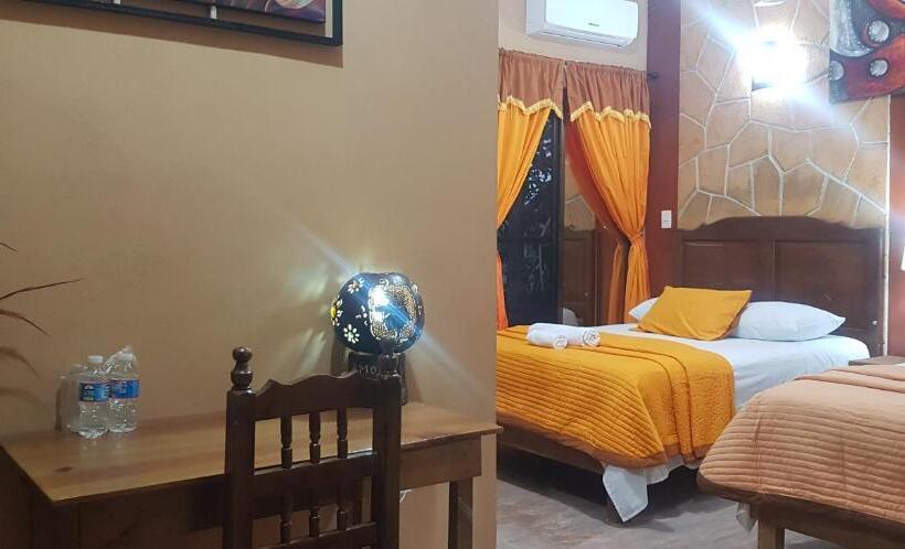 2ダブルベッドのスタンダードルーム, Mayahau Coba