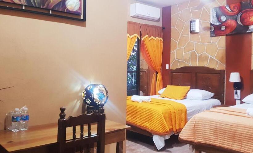 2ダブルベッドのスタンダードルーム, Mayahau Coba