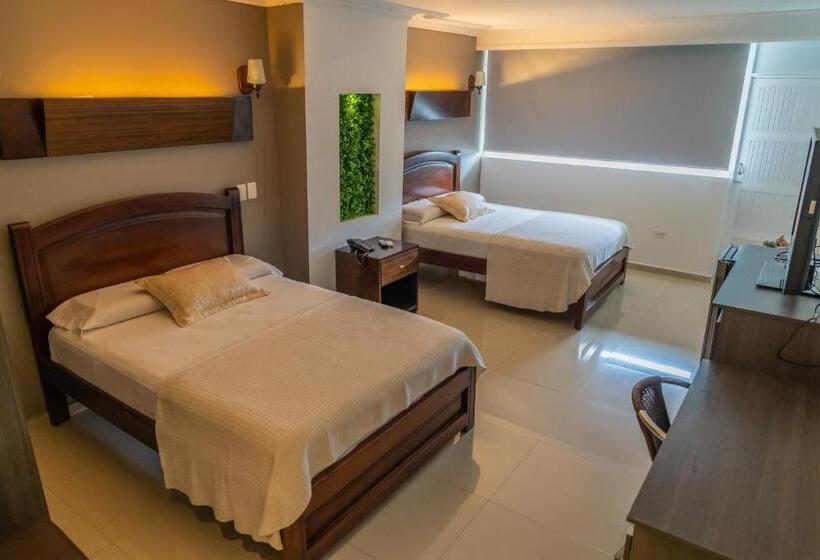 غرفة قياسية, Torre Mar