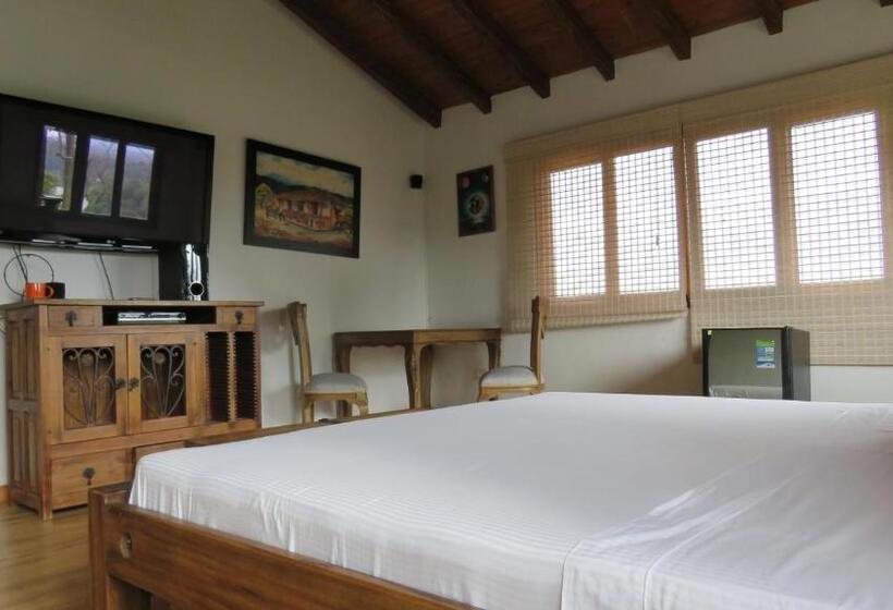 家庭间, Zocalo Campestre