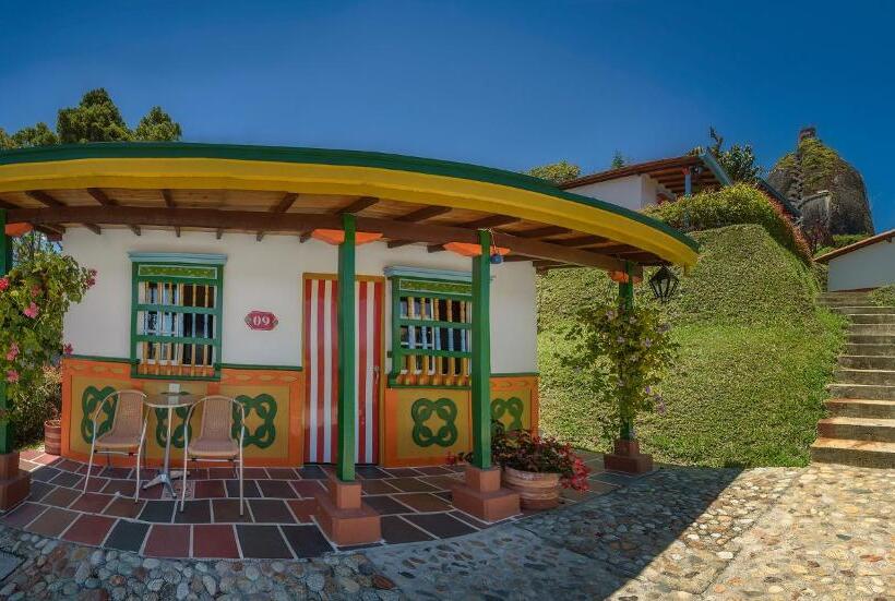 家庭洋房, Zocalo Campestre