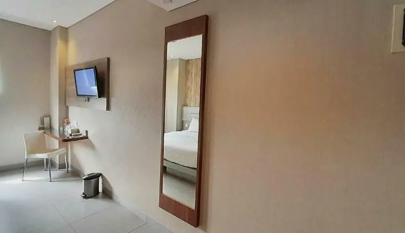 Habitación Estándar, Lynn  Serang