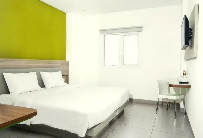 Habitación Estándar, Lynn  Serang