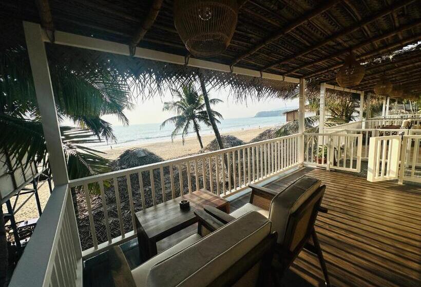 חדר דלוקס עם מרפסת נוף לים, The Shore Agonda