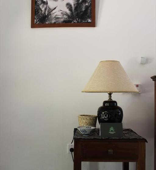 חדר משפחתי, Anawasal