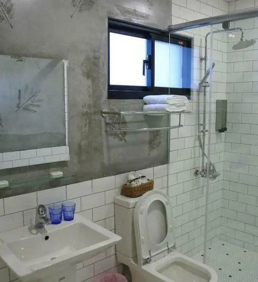 اتاق استاندارد, 5963 Turn Right B&b