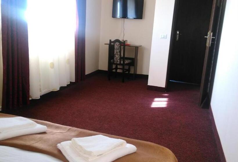 סוויטה, Pensiunea Hanami