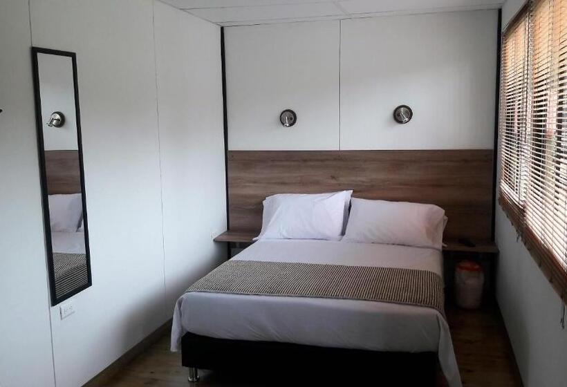 غرفة قياسية, Star Center Hotel Boutique, Centro De Entrenamiento Deportivo Y Conveniencias A Dos Pasos Del Aeropu