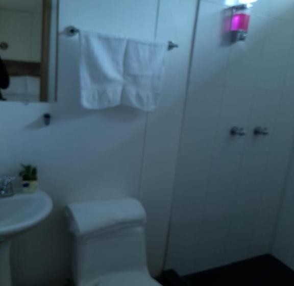 Номер Стандарт, Star Center Hotel Boutique, Centro De Entrenamiento Deportivo Y Conveniencias A Dos Pasos Del Aeropu