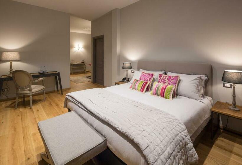 مجموعه ویستا شهر, Il Duomo Luxury Suite