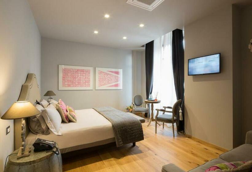 مجموعه ویستا شهر, Il Duomo Luxury Suite