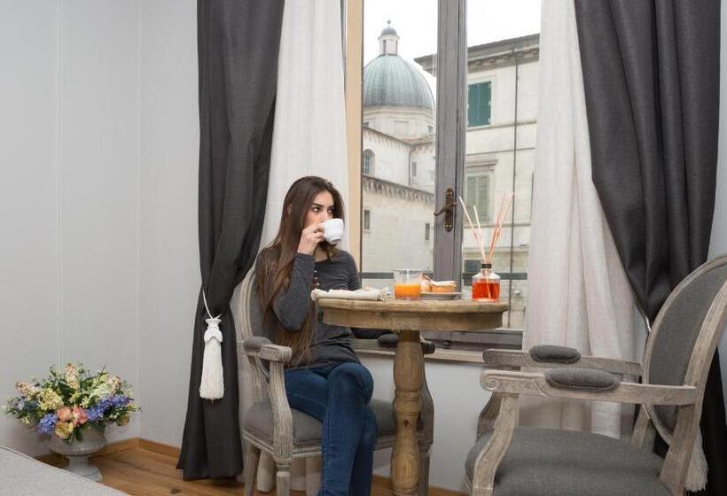 مجموعه ویستا شهر, Il Duomo Luxury Suite