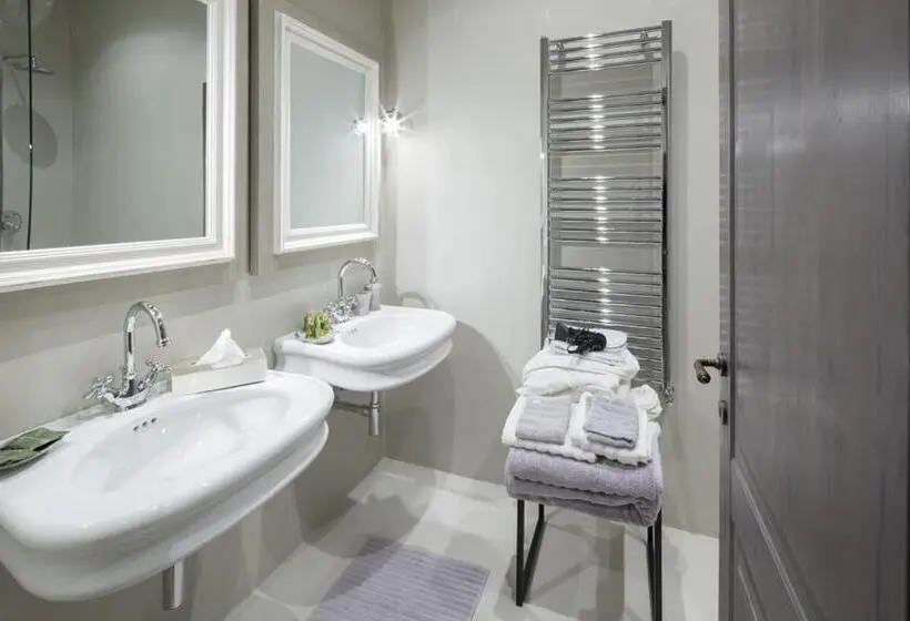 اتاق سوپریور, Il Duomo Luxury Suite