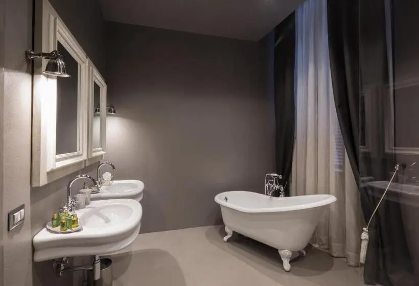 اتاق لوکس, Il Duomo Luxury Suite