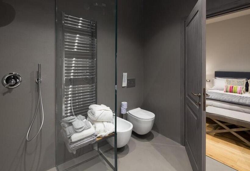 اتاق لوکس, Il Duomo Luxury Suite