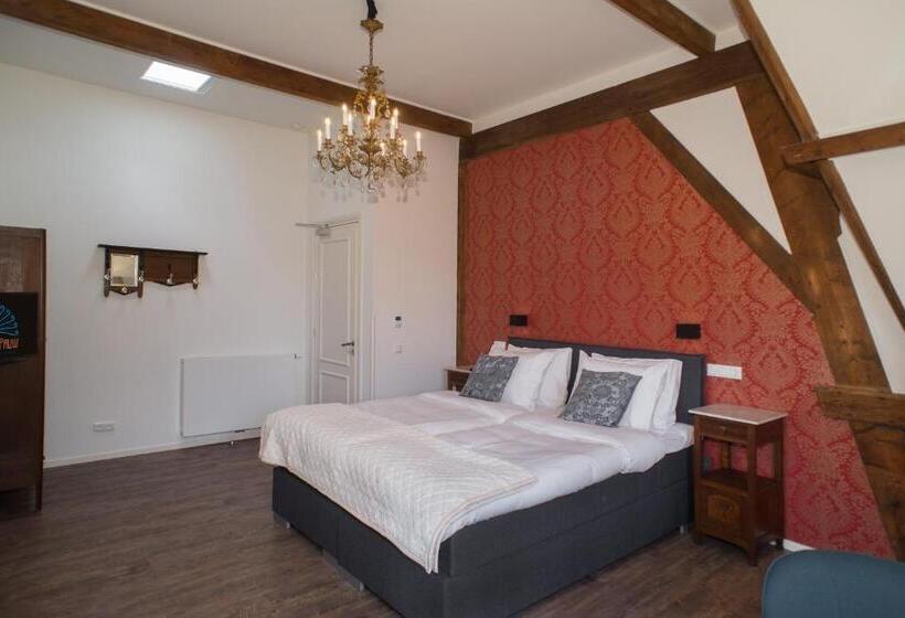 高级三人间, Boutique Hotel De Blauwe Pauw