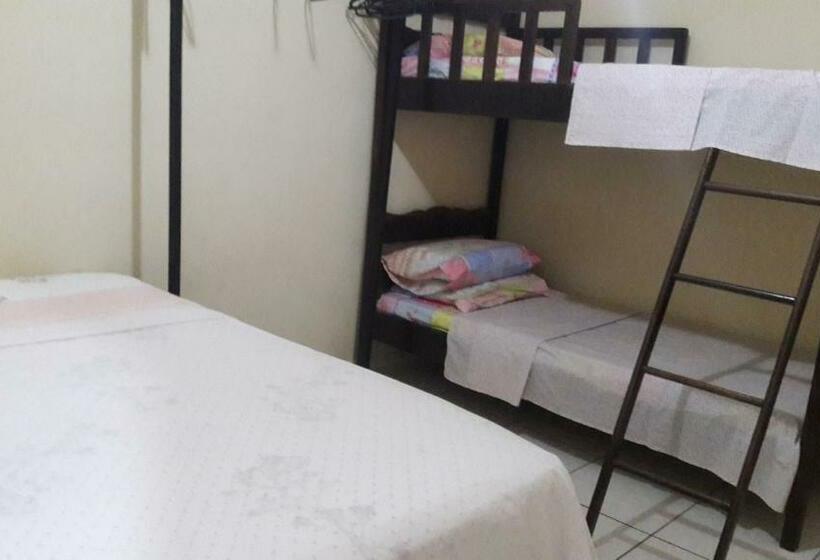 家庭间, Hostel Famille Brun Trevo