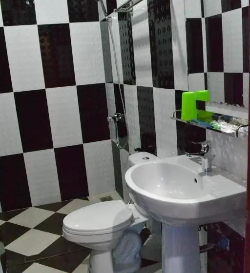 スタンダードルーム, Capital Battambang
